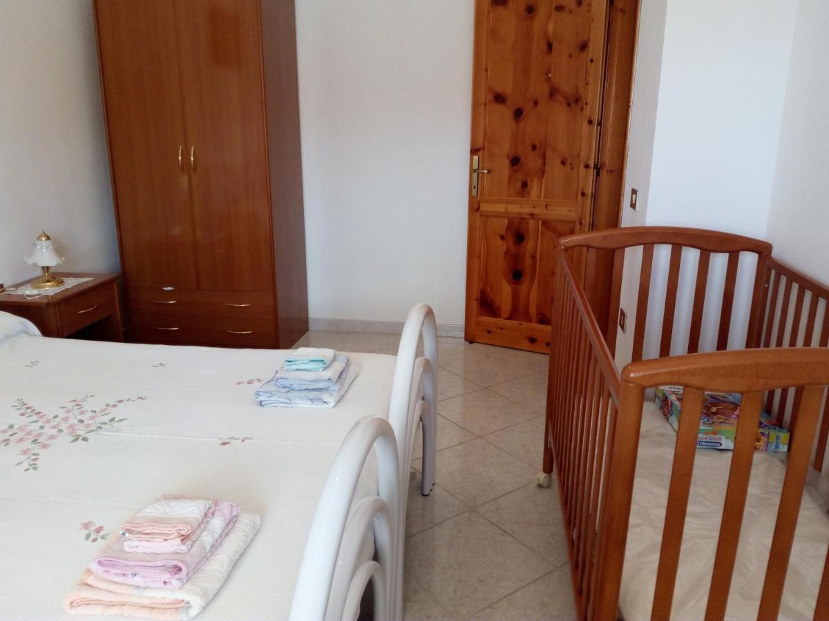 Santu Luisu Iun P2230 Apartman Galtellì Kültér fotó